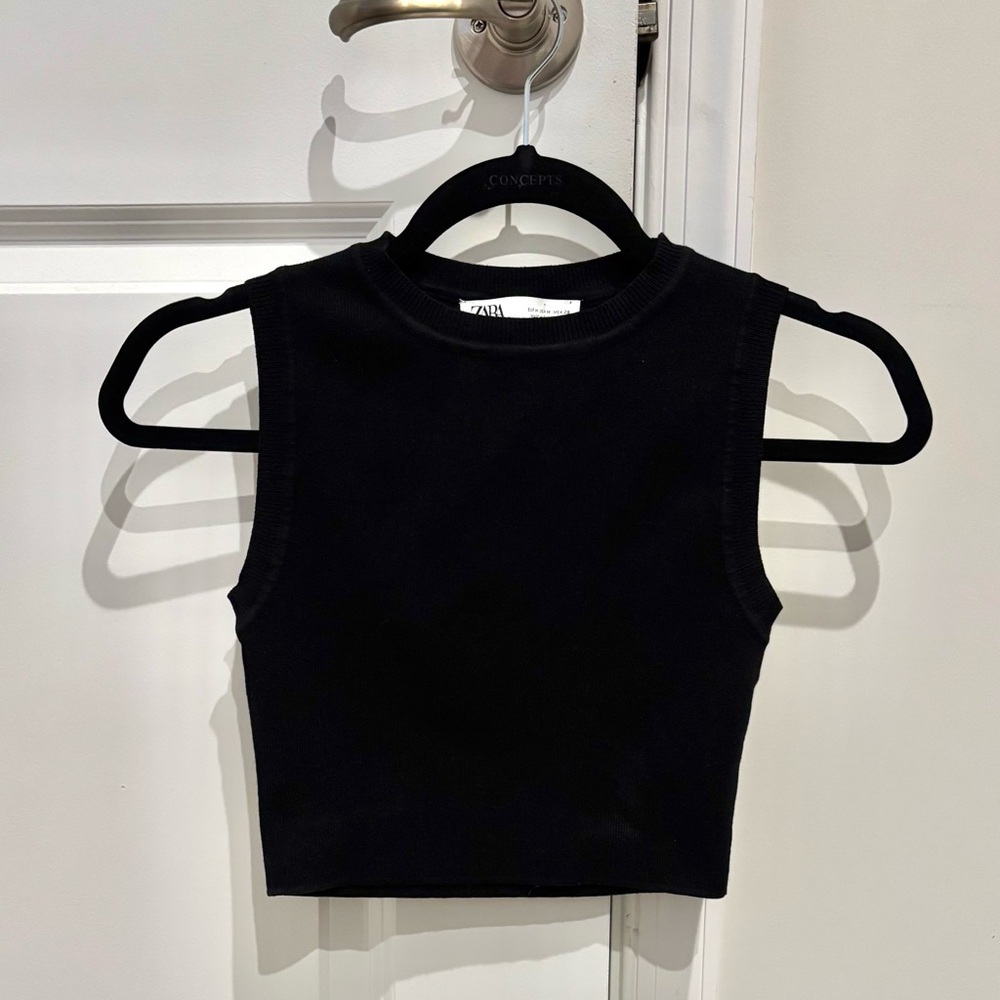 Zara Black Crop Tank